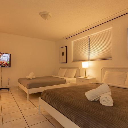 One Bedroom Apartment - With Parking & Balcony - Heart Of Wynwood Майами Экстерьер фото